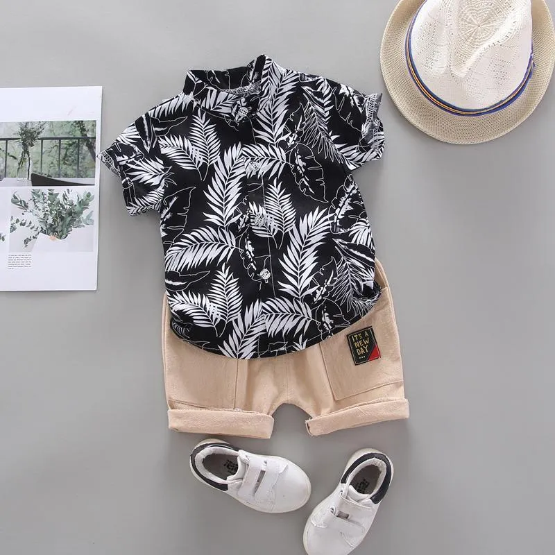 2-piece Feather Pattern T-shirt & Shorts for Children Boy