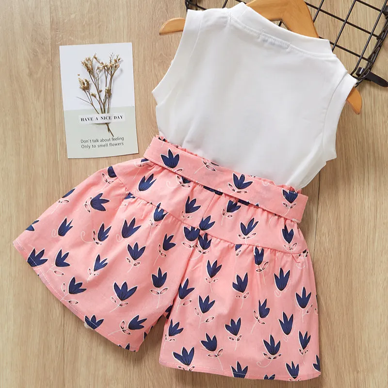 Children's suit with printed shorts