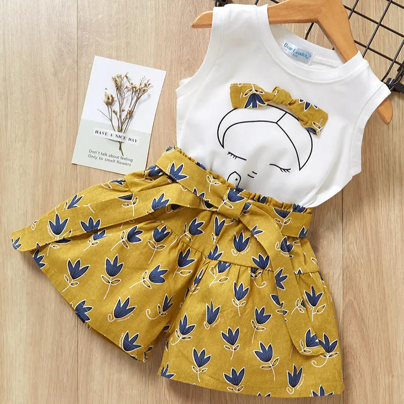 Children's suit with printed shorts