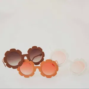 Flower Sunglasses for Adults in Cognac